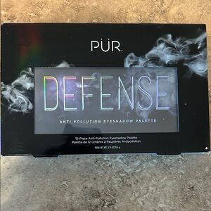 PÜR Defense Anti-Pollution Eyeshadow Palette